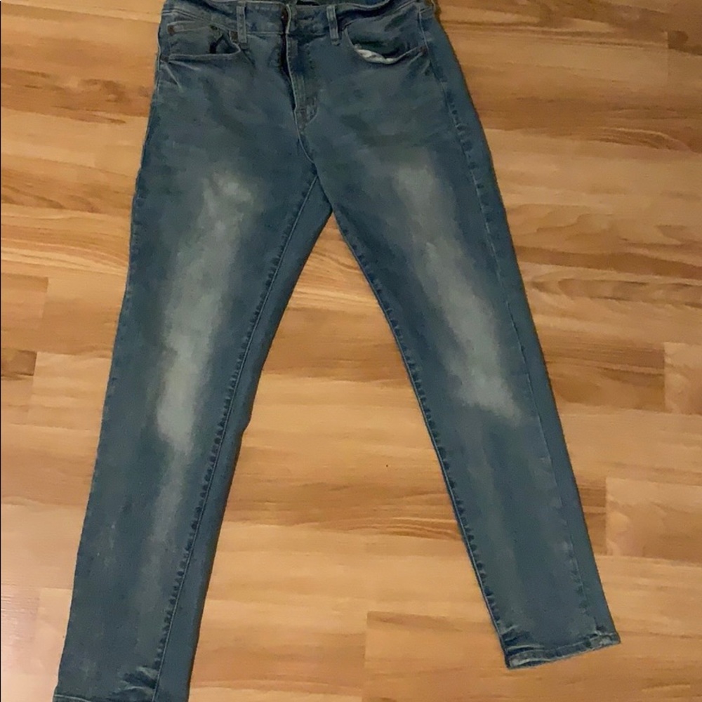 American eagle skinny blue jeans